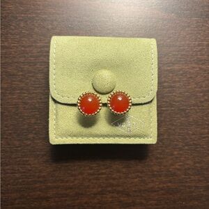 Van Cleef & Arpels Perlée Couleurs Earrings 18K Rose Gold, Carnelian VCARP4E000